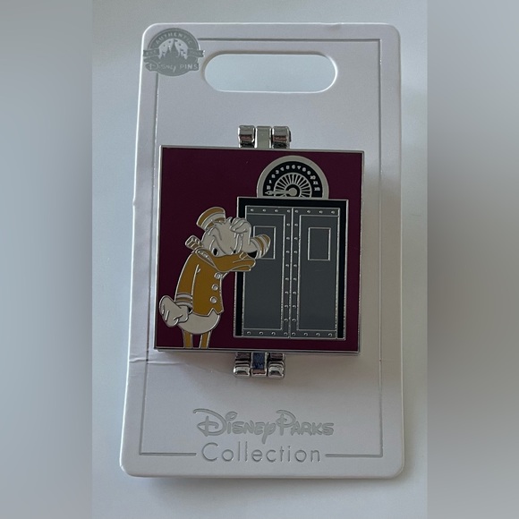 Disney Hollywood Tower of Terror - Folding Pin - NEW - Mickey, Minnie, & Donald - Picture 2 of 4